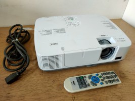 NEC M271X, projector, beamer (1)